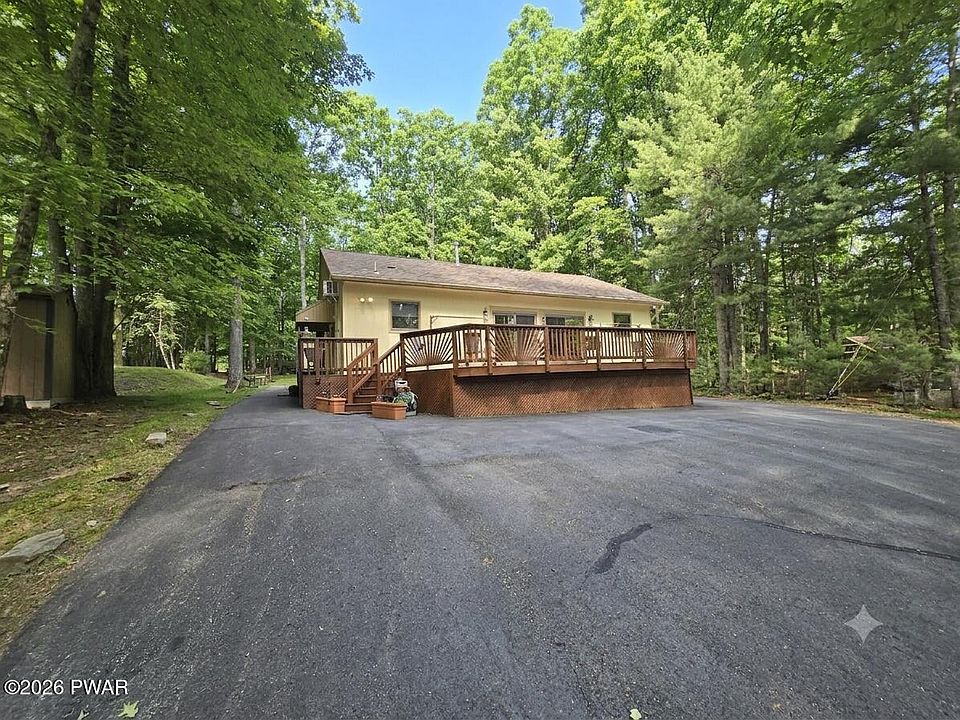 1st image of 24 Lakeside Dr