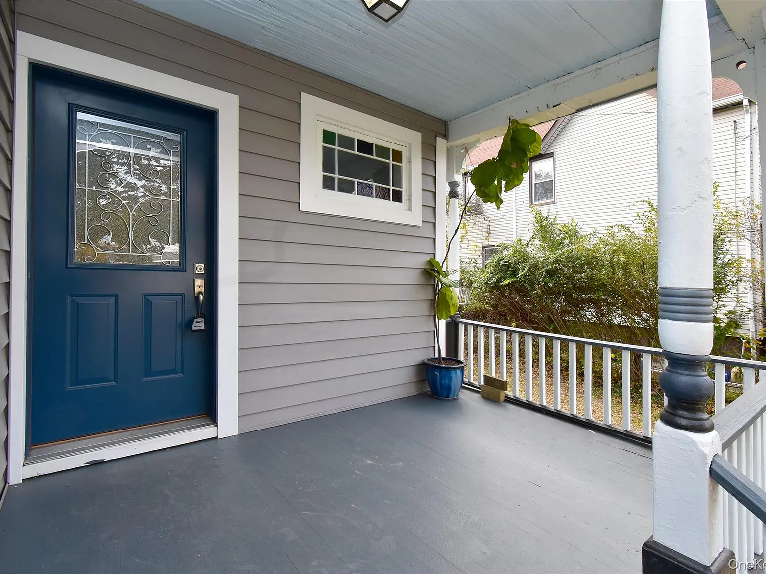4 bed, 2.0 bath, 2140 sqft, $4,200 — Photo 2