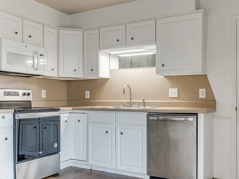406 W Linden Dr — Photo 25