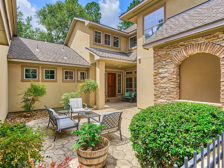 15 Cobble Gate Pl — Photo 5