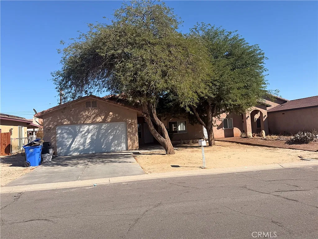 3 bed, 1431 sqft, $2,200 — Photo 1