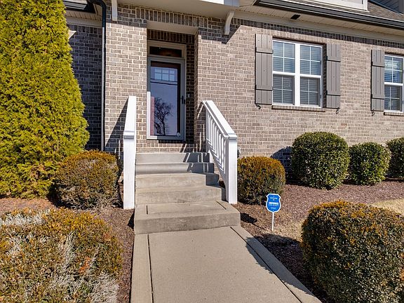 4th image of 2738 Lakeland Dr