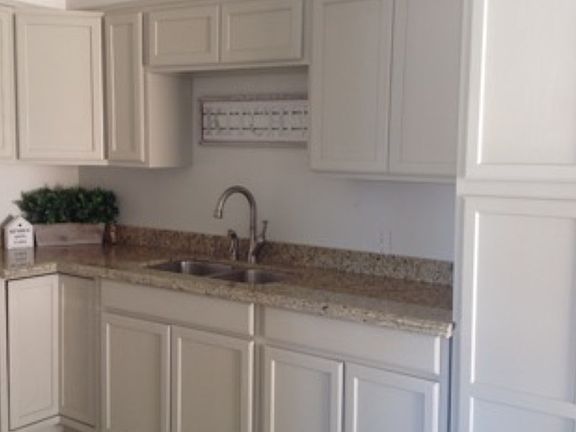3rd image of 611 N Bibb Ave