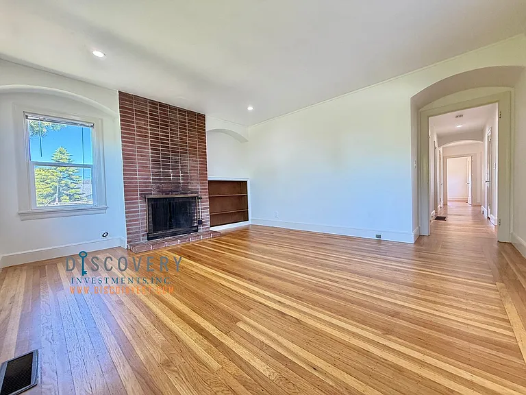 611 Clayton Ave — Photo 29