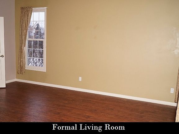 3rd image of 19278 Blue Spruce Dr