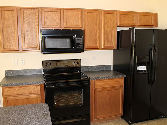4th image of 9965 SE 157th Ln