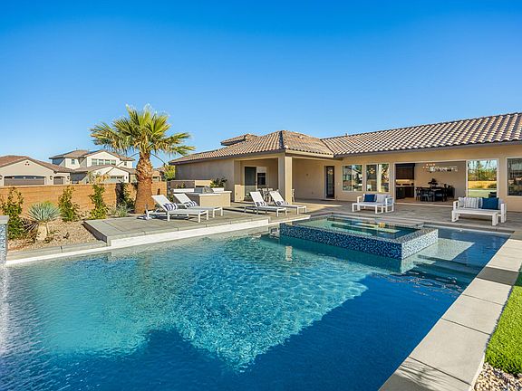 Private Pool and Spa