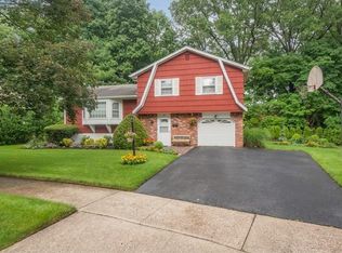 42 Arcadia Rd, Pompton Lakes, NJ 07442