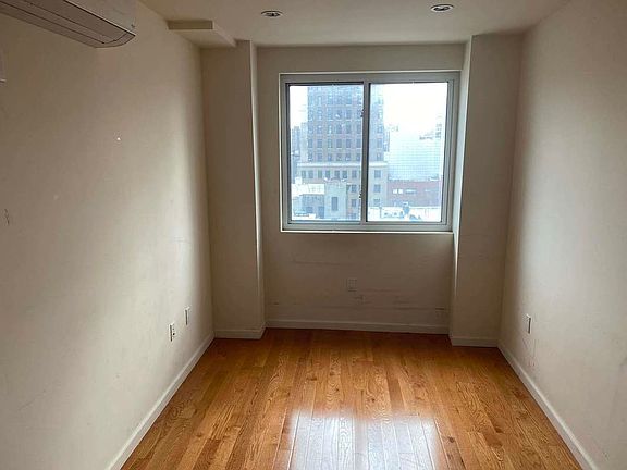 5th image of 90 Canal St #9D