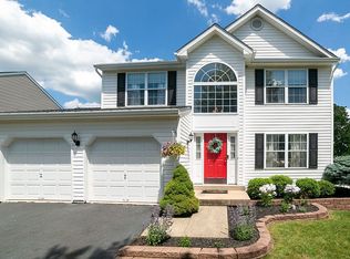 401 Pennwood Dr, Richlandtown, PA 18955