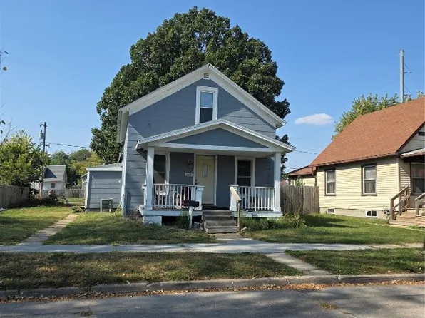 1222 8th St NW, Cedar Rapids, IA 52405