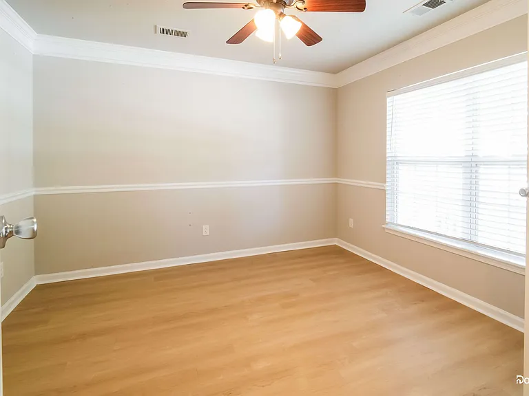 214 Breckingridge Dr — Photo 9