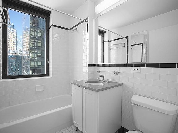 5th image of 400 W 43rd St APT 26F