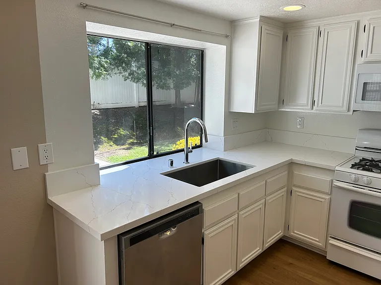 8232 E Flowerwood Ave — Photo 6