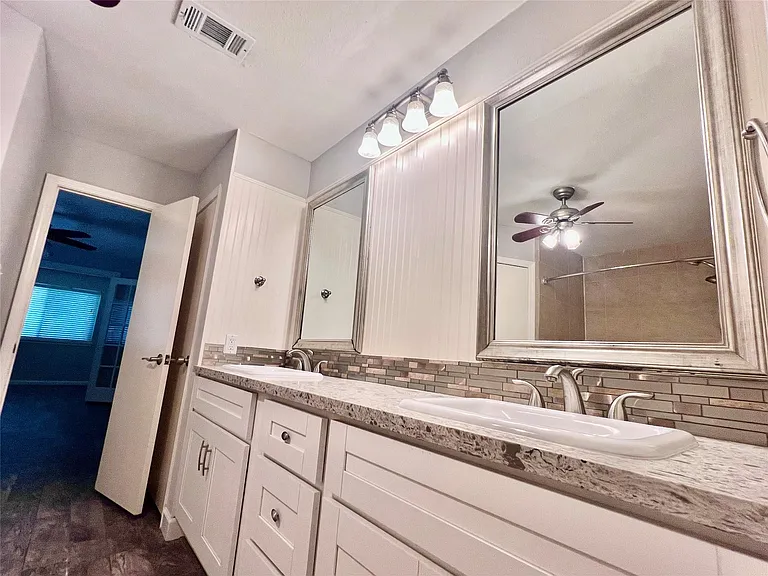 9 N Deerfoot Cir — Photo 10