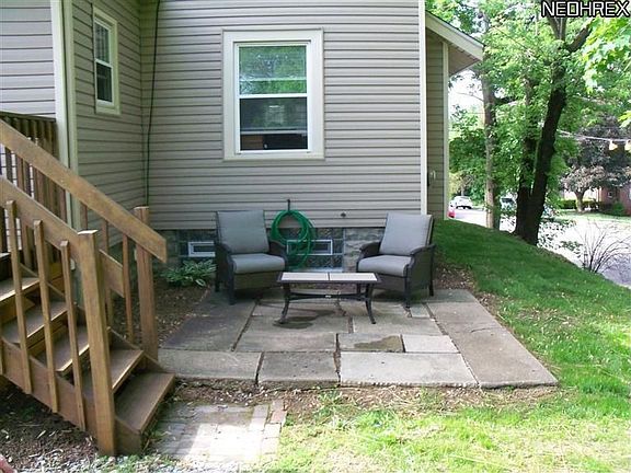 3rd image of 259 E Tuscarawas Ave