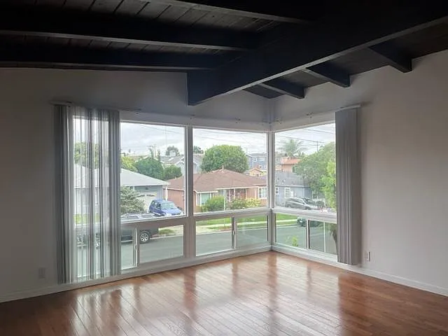 3 bed, 1630 sqft, $5,650 — Photo 3