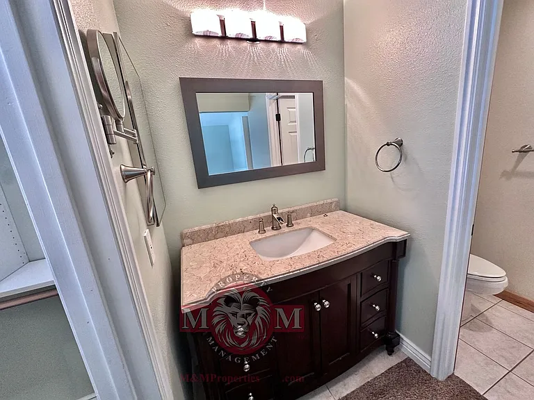 12128 S Woodridge Rd — Photo 45