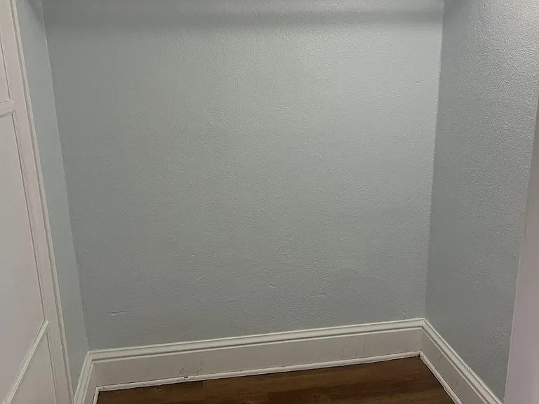 126 Mendoza Ave #12 — Photo 7