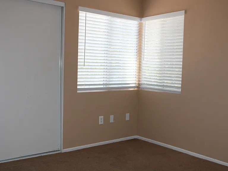 44718 Cerisa St — Photo 25