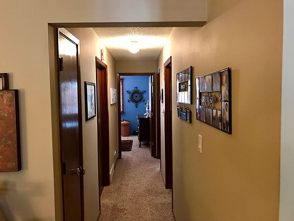 3rd image of 4801 Woodland Ave
