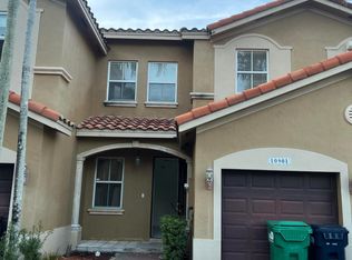 10901 SW 88th Ter, Miami, FL 33178