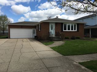 25 Banko Dr, Depew, NY 14043