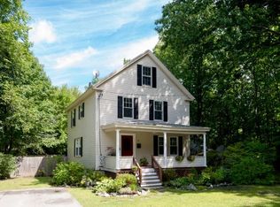 41 Bay Rd, Newmarket, NH 03857