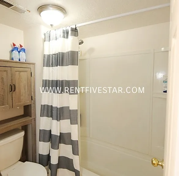 805 S 3rd Ave #B1 — Photo 9