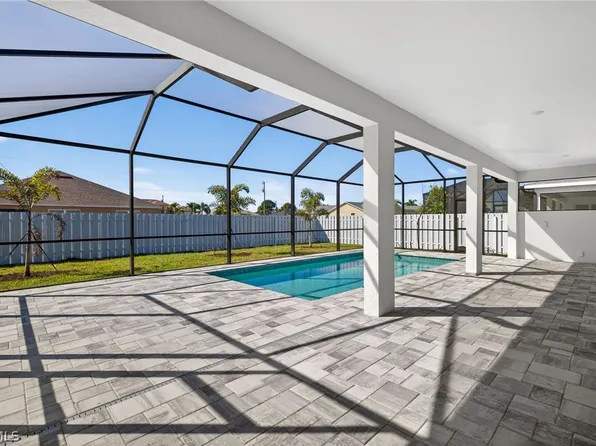 618 SW 30th Terrace Cpe, Coral, FL 33914