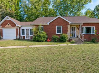 118 Rowland St, Camden, TN 38320