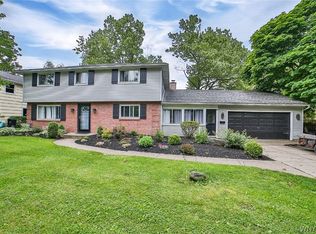 60 Wiltshire Rd, Buffalo, NY 14221