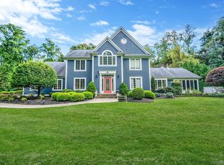 27 Tower Hill Road, Shoreham, NY 11786