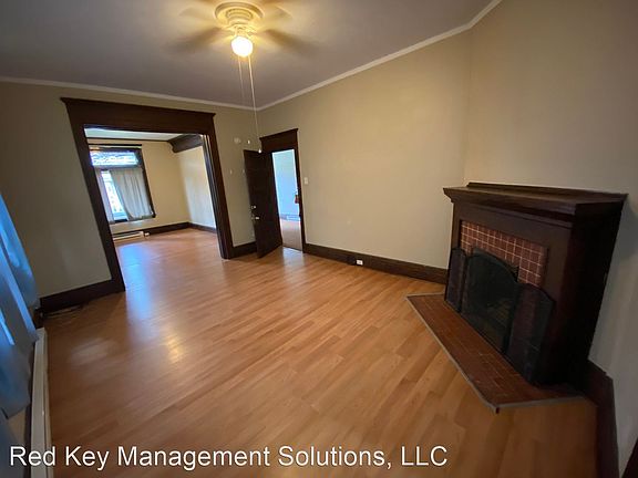 4th image of 740 California Ave #8975711