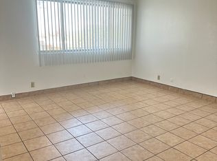 120 Cornell Dr SE #1, Albuquerque, NM 87106