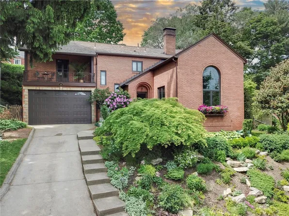 218 Barth Ave, Pittsburgh, PA 15228