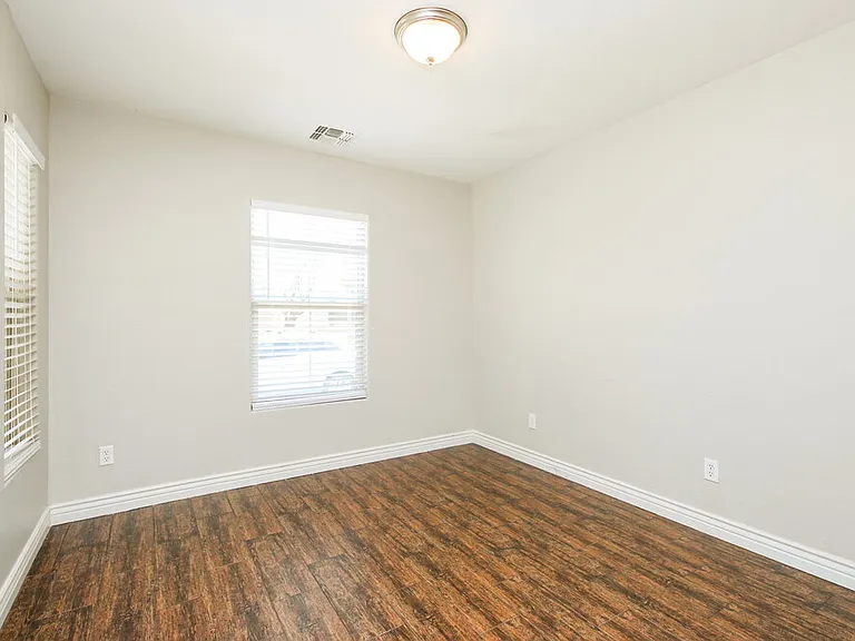 10838 E Calypso Ave — Photo 12