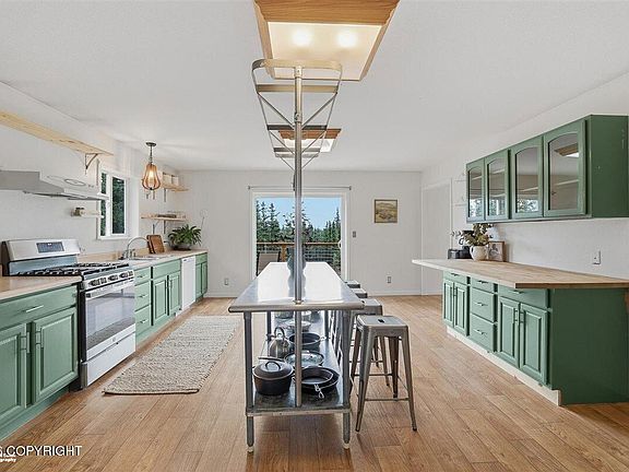 4th image of 23322 Lowell Loop