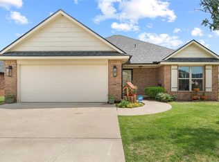 2567 Kadlan Dr, El Reno, OK 73036