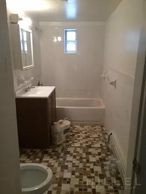 Rented by Hillel Realty Group | media 42