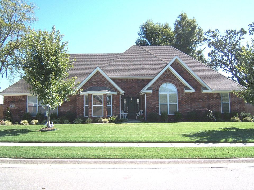 1st image of 2216 N Hidden Creek Dr