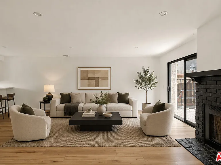 2020 Delaware Ave #7 — Photo 24