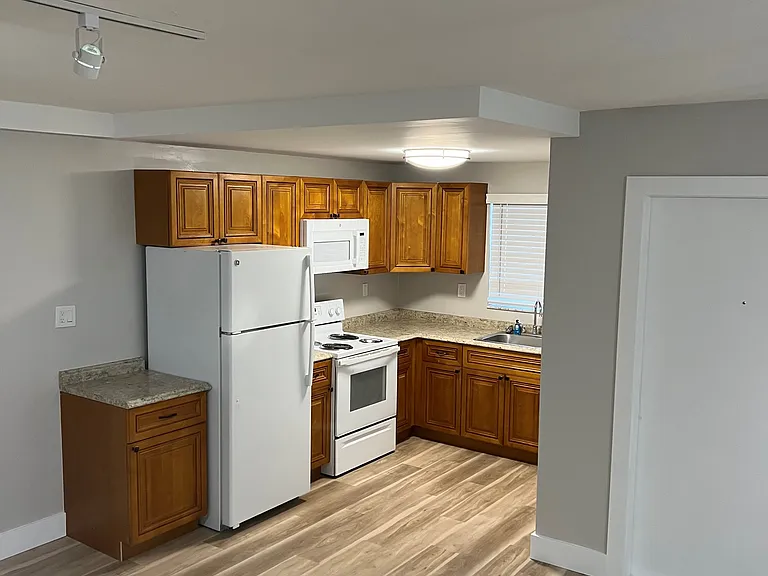 Apartments on 11th — Photo 2