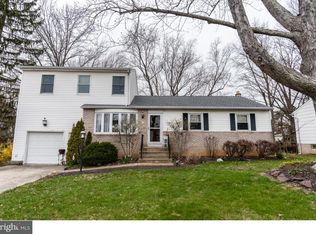 1944 Lukens Ave, Willow Grove, PA 19090