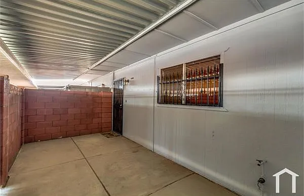 2 bed, 1000 sqft, $1,595 — Photo 4