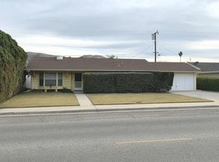 136 W Santa Paula St, Santa Paula, CA 93060