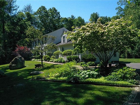 2nd image of 33 Hollister Dr