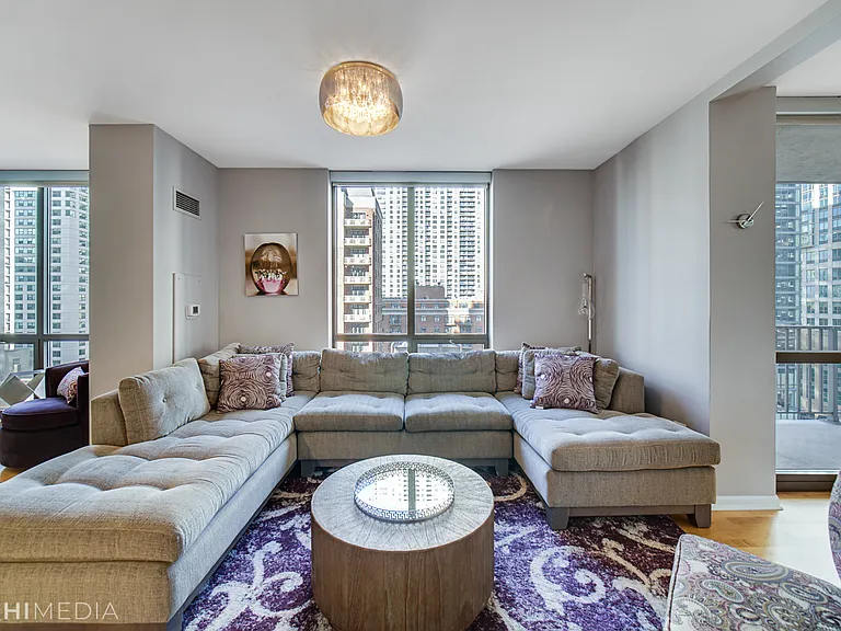 635 N Dearborn St #1105 — Photo 6