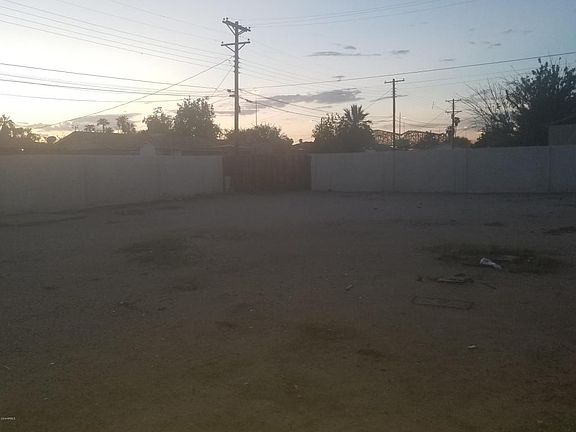 2nd image of 2420 W Marlette Ave