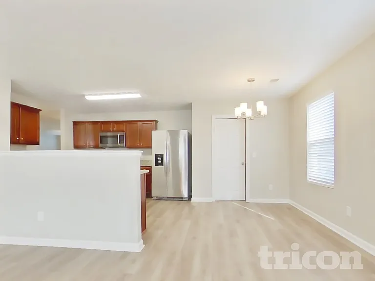 5004 Millpond Ct — Photo 4